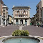 Cavour *