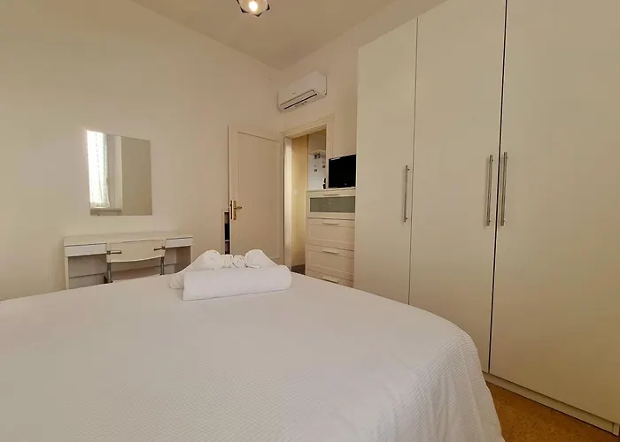 Cavour Lägenhet Legnago