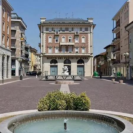 Cavour *