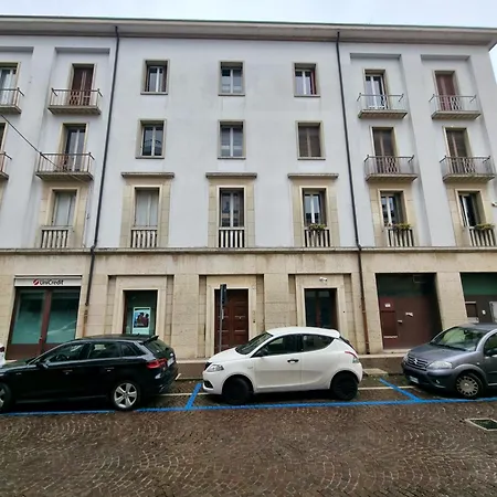 Cavour *